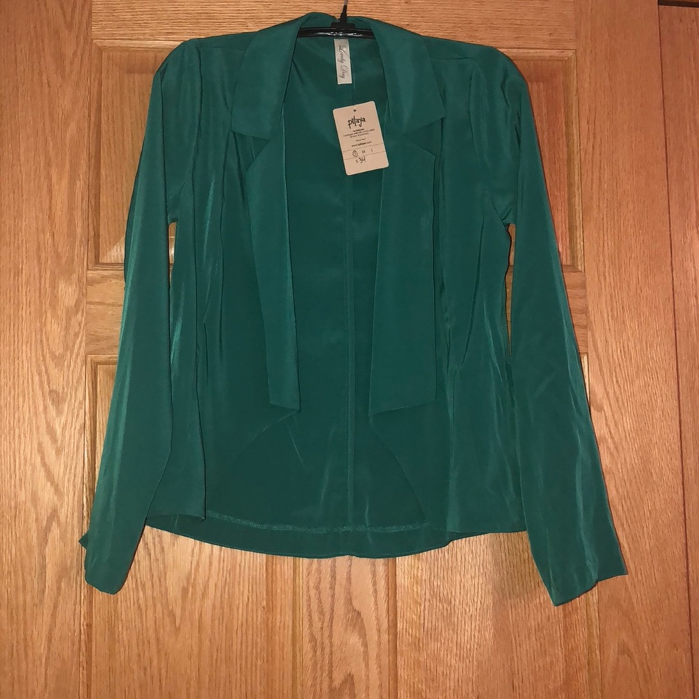 Green dressy blazer from pitaya